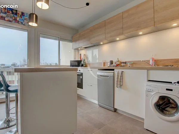 Studio 1 pièce 27 m²