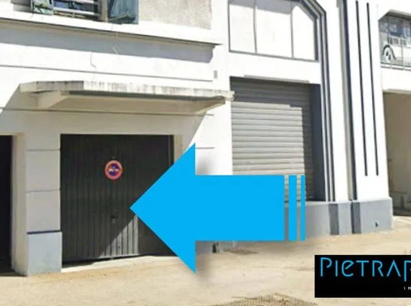 Parking 13 m²