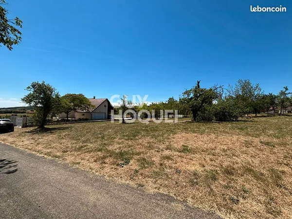 Terrain 920 m² AVRIGNEY VIREY