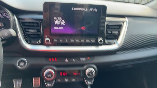 Kia Stonic 1.0 T-GDi 120 MHEV - GT Line Premium – 2022 – 28145 km – Hybride essence – Boîte Manuelle — photo 10