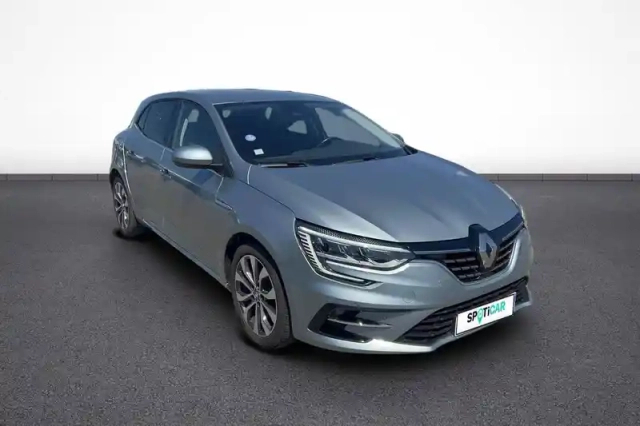 Renault Megane mégane iv berline tce 140 edc fap — photo 8