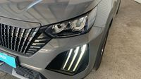 Peugeot 2008 1.2 PureTech 130ch S&S Allure EAT8 — photo 17