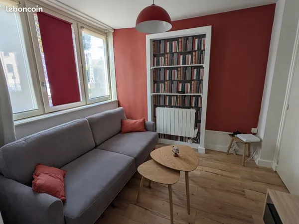 Meublé tout équipé 40m2 centre ville avec extérieur