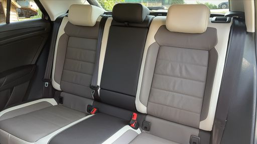 Volkswagen T-Roc 1.5 TSI 150 - Carat Exclusive – 2019 – 130212 km – Essence – Boîte Manuelle — photo 51