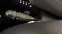 Peugeot 3008 HYBRID 225ch GT e-EAT8 — photo 23