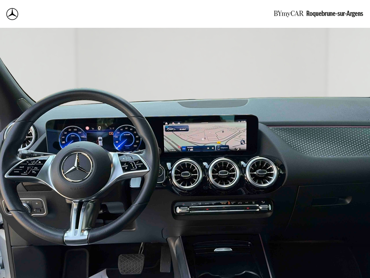 Mercedes EQA 250+ — photo 9