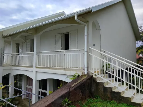 Maison 7 pièces 210 m²