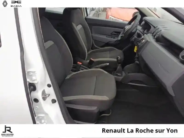 Dacia Duster 1.0 tce 90ch essentiel 4x2 - e6u — photo 14