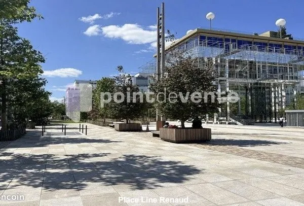 Local commercial 284 m²