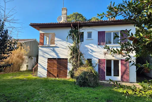 Maison 270 m²