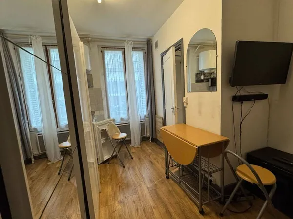 Appartement 1 pièce 13 m²