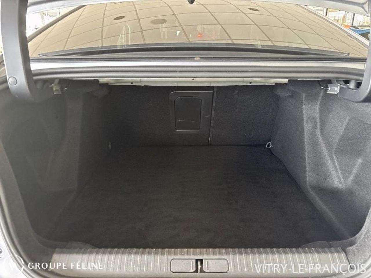 Citroën C4 X bluehdi 130ch s&s shine pack eat8 — photo 6