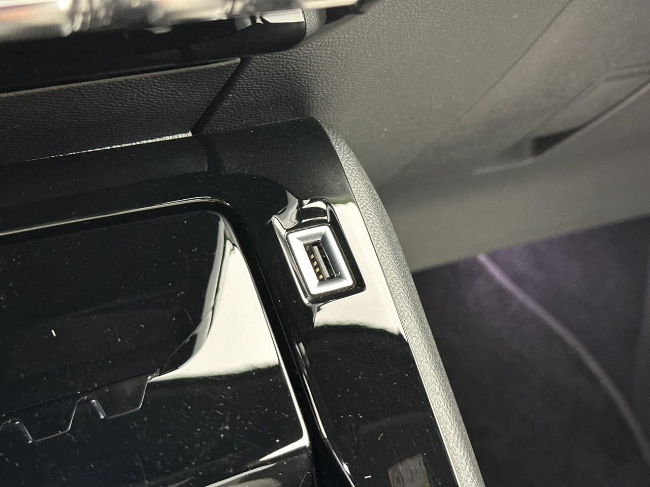 Peugeot 208 puretech 100 s&s bvm6 gt pack — photo 29
