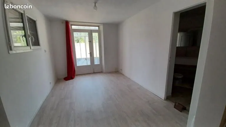 Photo 2