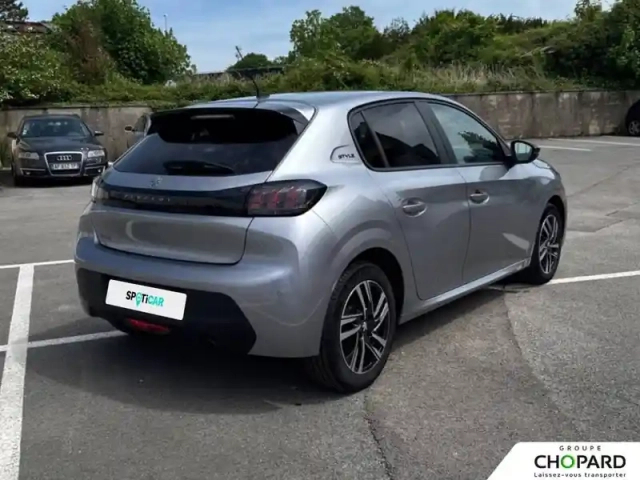 Peugeot 208 puretech 75 s&amp;s bvm5 — photo 31
