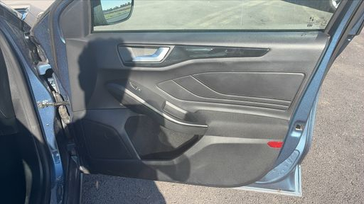 Ford Focus 1.0 EcoBoost Flexfuel 125 - ST-Line – 2023 – 53000 km – Hybride essence – Boîte Manuelle — photo 29