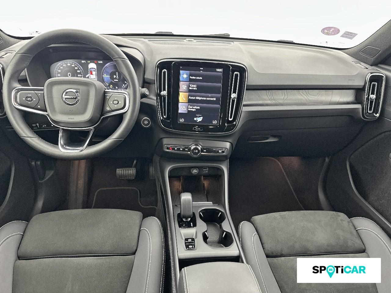 Volvo Xc40 xc 40 t4 recharge 129 + 82ch start dct 7 — photo 8