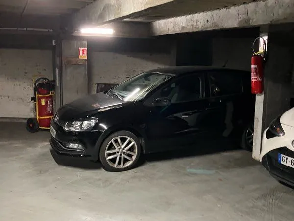 Parking couvert Lille Hypercentre - République / Rue de Béthune - Accès badge