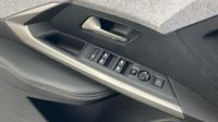 Peugeot 3008 1.2 Hybrid 145ch Allure e-DCS6 — photo 16