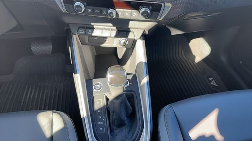 Audi A1 Sportback 35 TFSI 150 S-Tronic 7 - Design – 2021 – 10627 km – Essence – Boîte Robotisée — photo 13