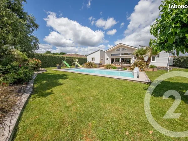 Maison 7 pièces 170 m²