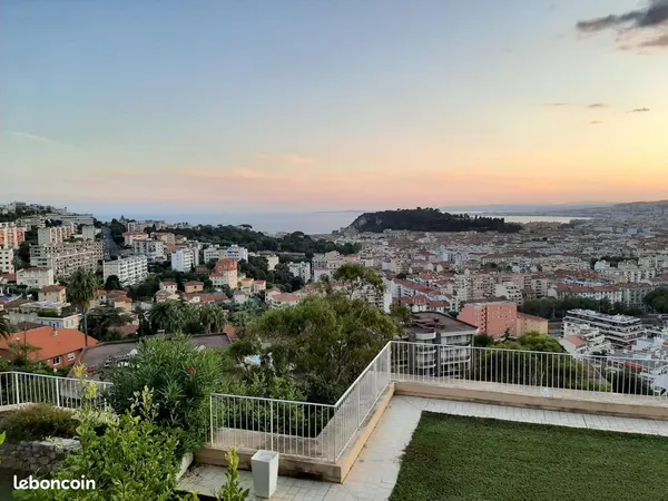 Résidence de Prestige en Nice Mont Boron avec vue sur la Baie des Anges NICE MONT BORON - LUXUEUSE R