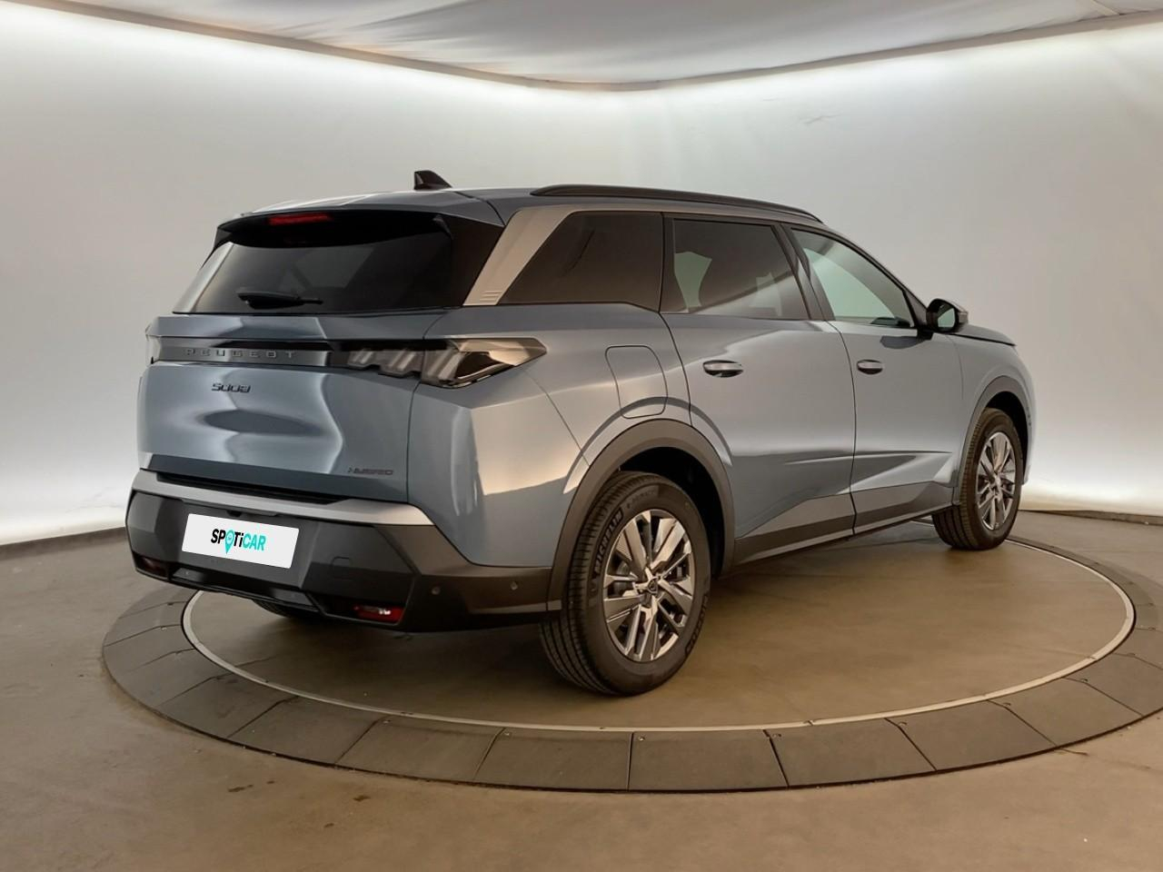 Peugeot 5008 hybrid 145 ch e-dcs6 allure — photo 7