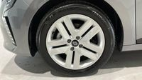Renault Clio 1.6 E-Tech 145ch full hybrid Evolution - 24 — photo 31