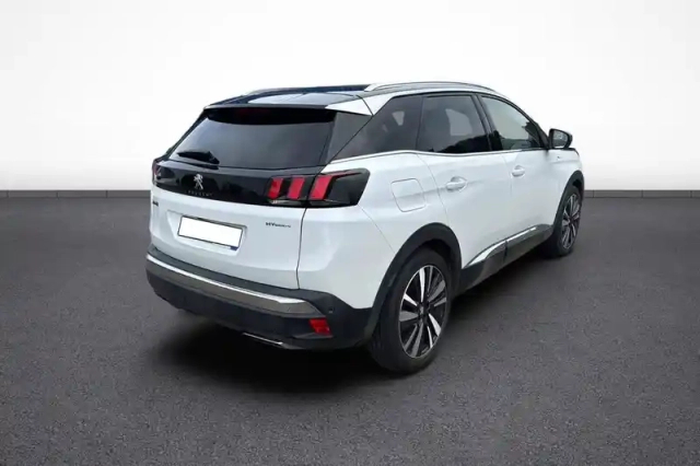 Peugeot 3008 hybrid4 300 e-eat8 — photo 6