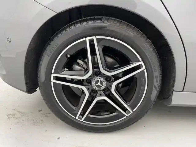 Mercedes Classe A 200 d — photo 19