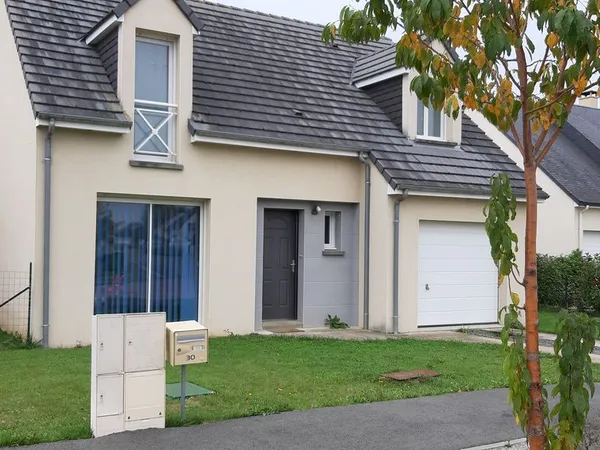 Maison 5 pièces. 105 m²