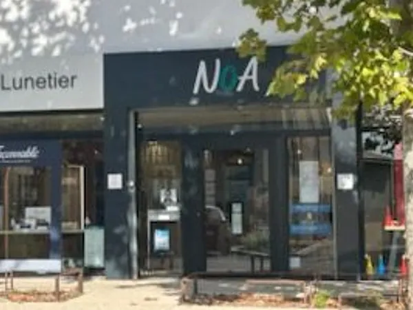 Local commercial 130 m²