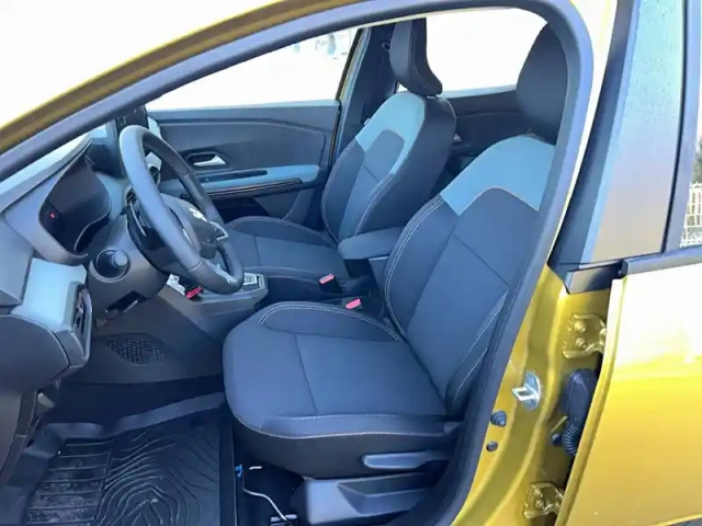 Dacia Sandero eco-g 120 auto — photo 60