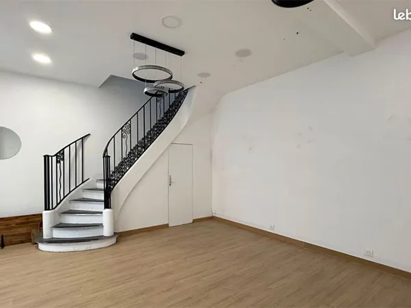 Boutique 52 m² PARIS