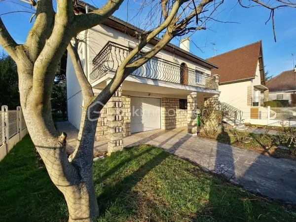Maison 8 pièces 165 m²