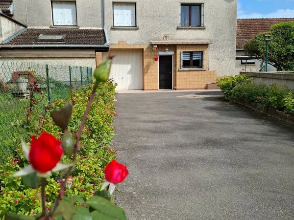 Maison 237 m2 avec 2 appartements vue Saône