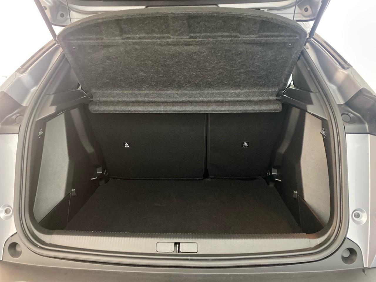Peugeot 2008 hybrid 136 e-dcs6 style — photo 6