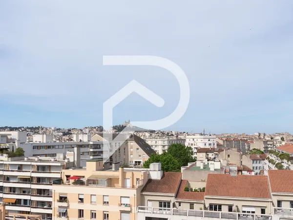 Appartement 4 pièce(s) 76 m2 Marseille 13005