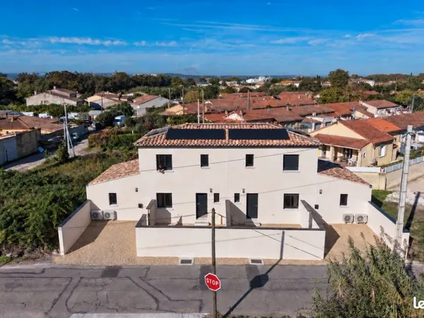 Rare a la location - maison neuve haut de gamme avec piscine privative/jardin/stationnement - sorgue