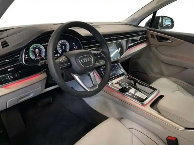 Audi Q7 55 tfsie 394 tiptronic 8 quattro 5pl s line — photo 9