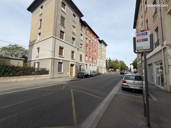 Commerce beauté/coiffure 52 m²