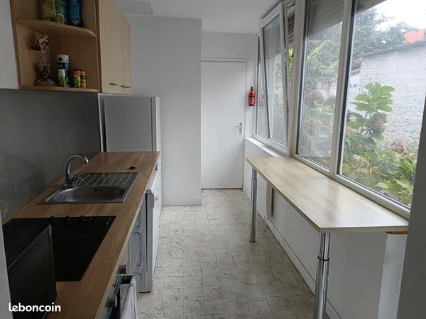 Petite maison adaptée 3 etudiants