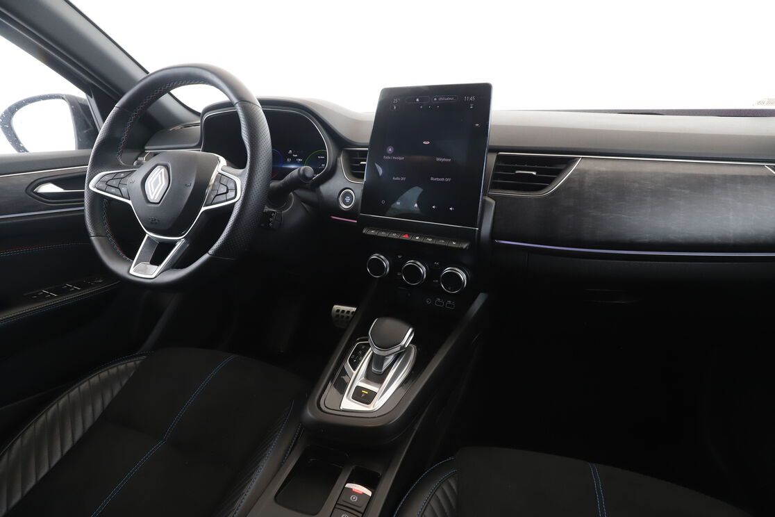 Renault Arkana 1.6 E-Tech Esprit Alpine — photo 12
