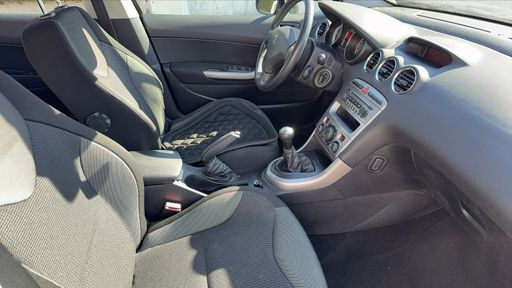 Peugeot 308 1.6 VTI 120 - Active – 2012 – 84794 km – Essence – Boîte Manuelle — photo 12