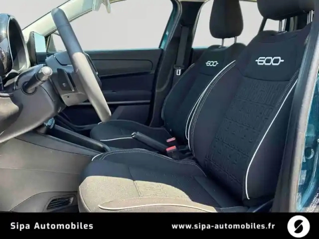 Fiat 600 1.2 hybrid 100ch dct6 — photo 12
