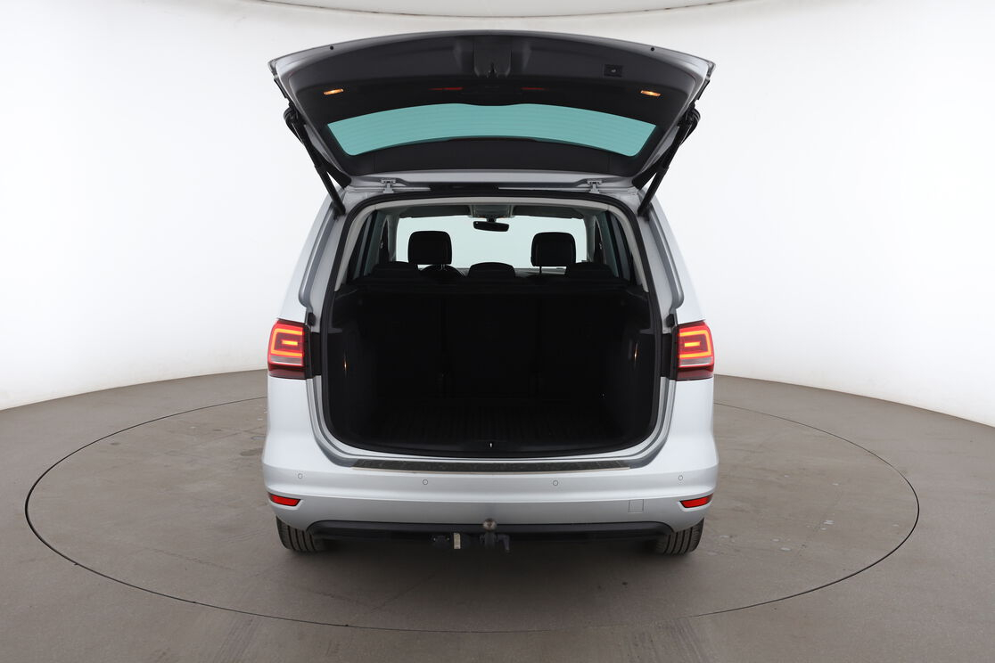 Volkswagen Sharan 2.0 TDI BlueMotion Tech Confortline DSG6 — photo 15