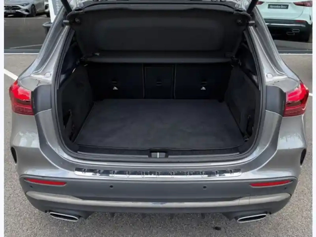 Mercedes Gla 200 d — photo 31
