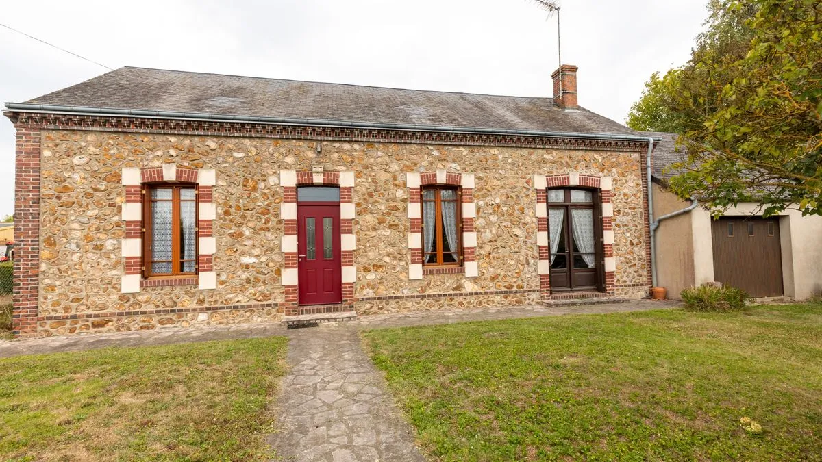 Photo 1