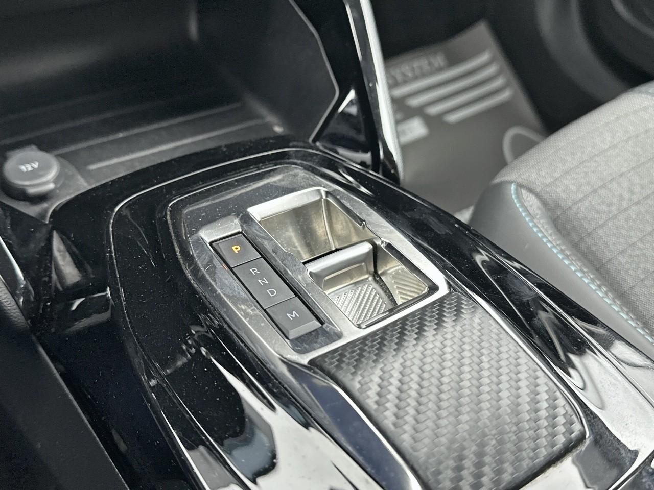 Peugeot 2008 bluehdi 130 s&s eat8 allure pack — photo 29