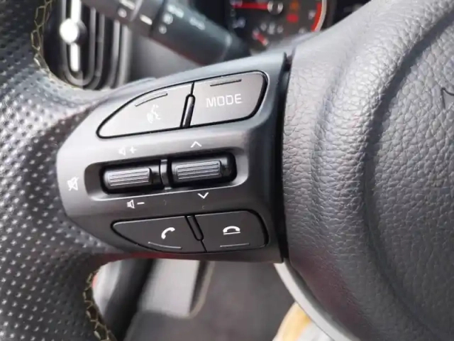 Kia Picanto 1.0 dpi 67ch bvm5 — photo 22